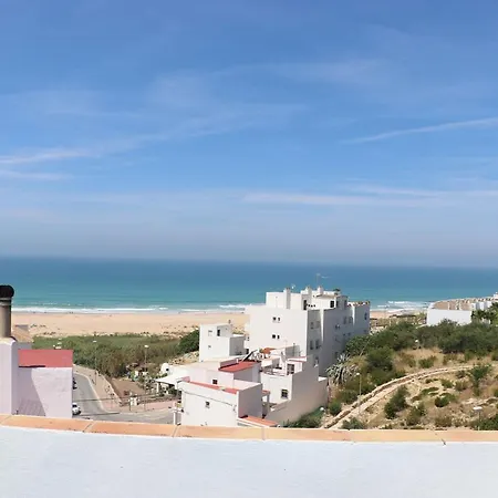 Cerca De La Playa *