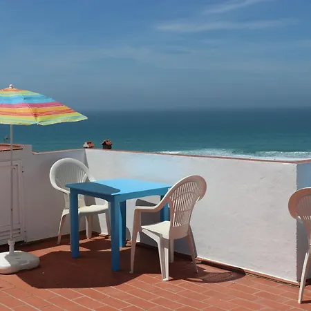 Cerca De La Playa